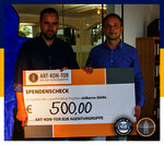 Übergabe des symbolischen Schecks im Wert von 500€